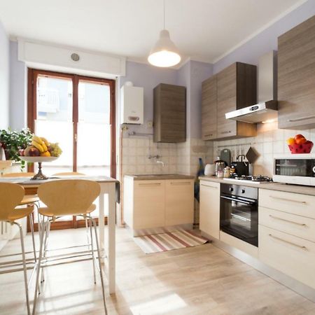 Bilocale Centro Biella Apartment Bagian luar foto