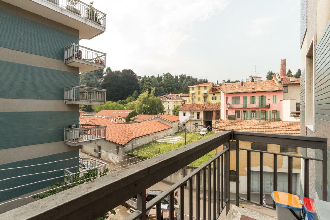 Bilocale Centro Biella Apartment Bagian luar foto