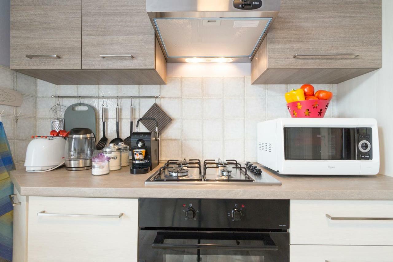 Bilocale Centro Biella Apartment Bagian luar foto