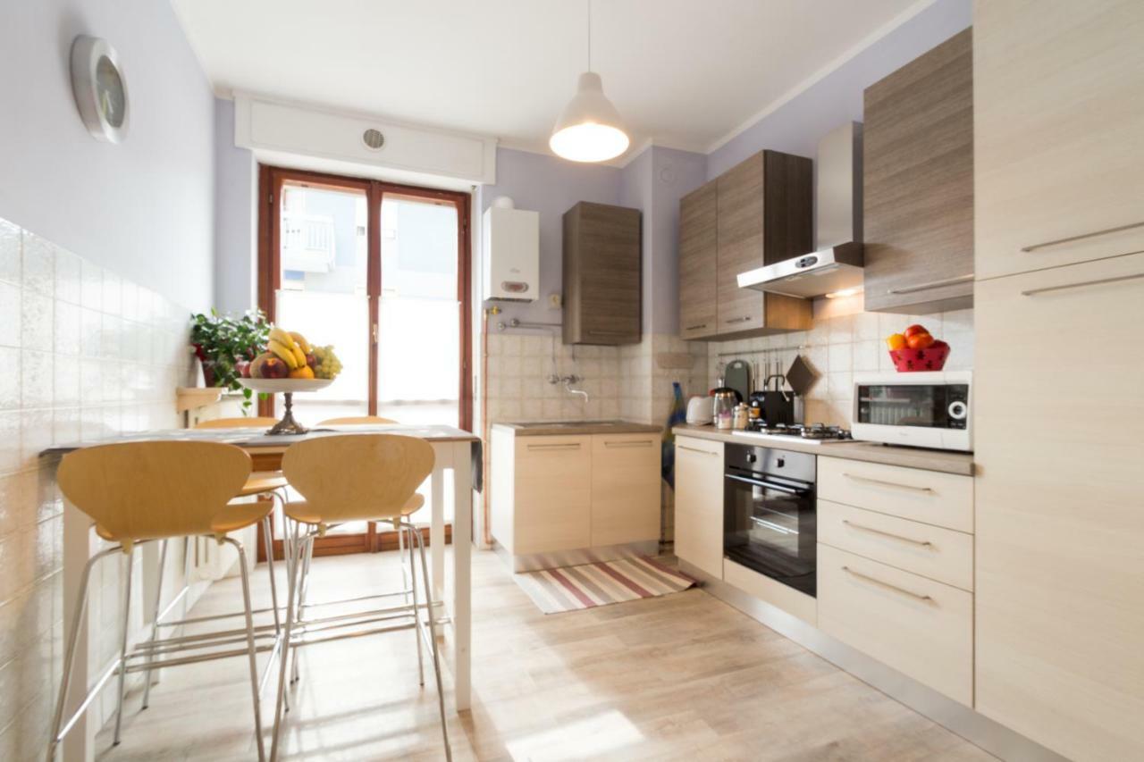 Bilocale Centro Biella Apartment Bagian luar foto