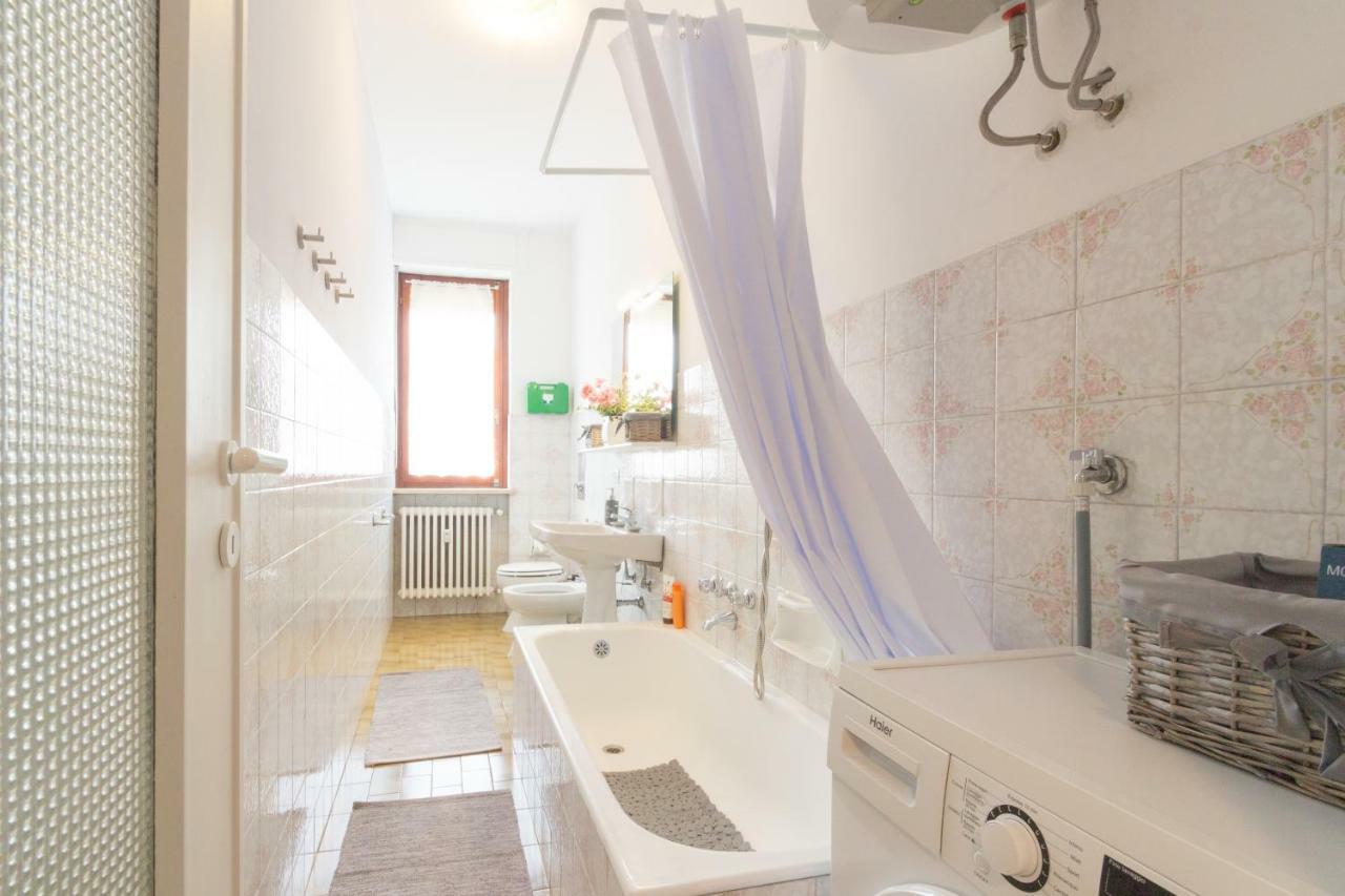 Bilocale Centro Biella Apartment Bagian luar foto